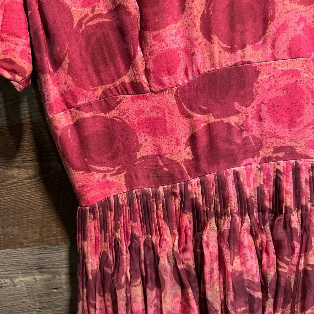 Vintage 1950s Saks Fifth Avenue Silk Rose Print Midi Cocktail Dress - Picture 4 of 5